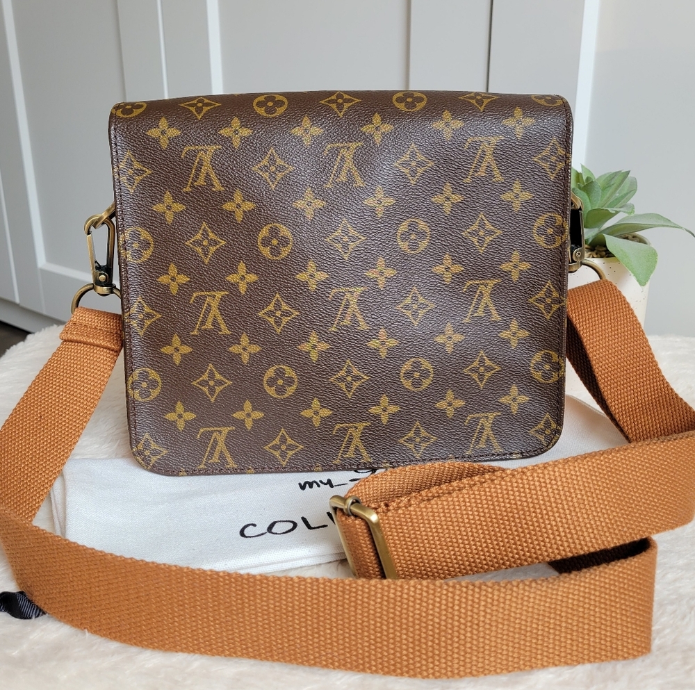 💕Authentic Louis Vuitton Cartouchiere GM Crossbody Monogram - Picture 2 of 16